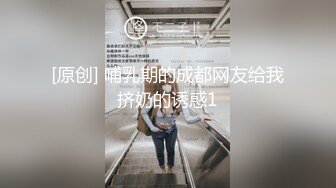 爆操前凸后翘女友,精液滴落屁眼中