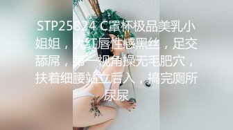 白貌美~新合集【小奶包】丰满诱人的白虎御姐~屁股超大~假屌自慰喷水~深情舔【14V】  (6)