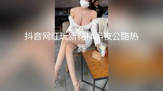 颜值不错的大四艺术生全程露脸玩弄大黑牛，黑丝情趣装小护士镜头前的淫娃，奶子又大又漂亮，黑牛自慰骚逼