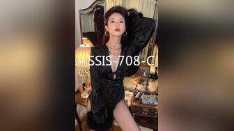 《顶级网红订阅》群狼求档Onlyfans百万粉丝撸铁健身教练Ellie私拍，与金主各种性爱自拍，前凸后翘身材无敌 (1)