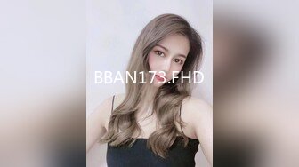 [MP4/ 2.14G] 极品尤物！F罩杯网红女神！大奶肥臀激情操逼，按着脑袋猛插嘴，扶腰后入大屁股